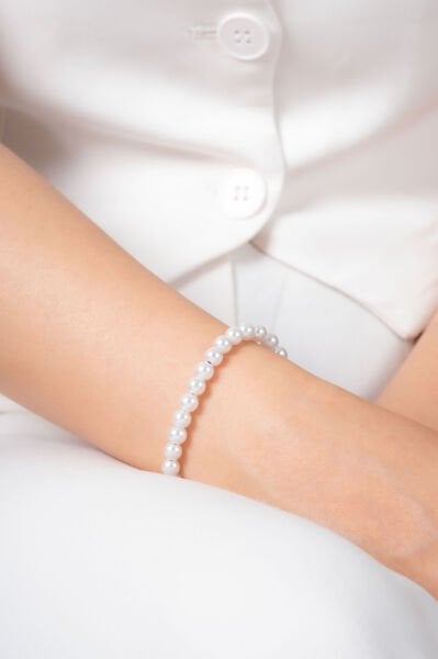İnci Görünümlü Asansörlü VİP Bileklik