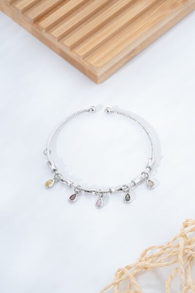 Silver Renkli Mini Damla Detaylı VİP Bileklik