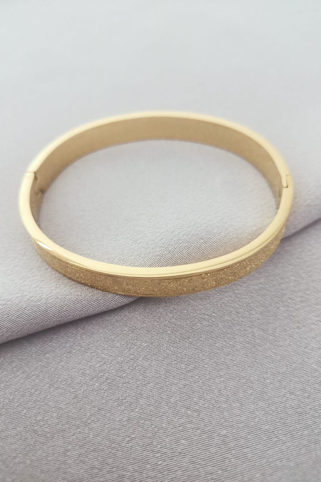 Çelik simli bileklik Gold