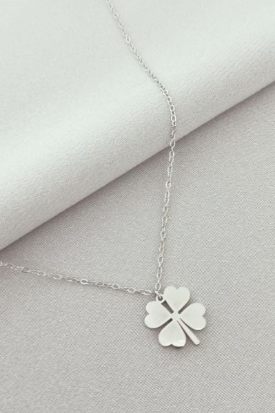 Çelik minimal yonca kolye silver