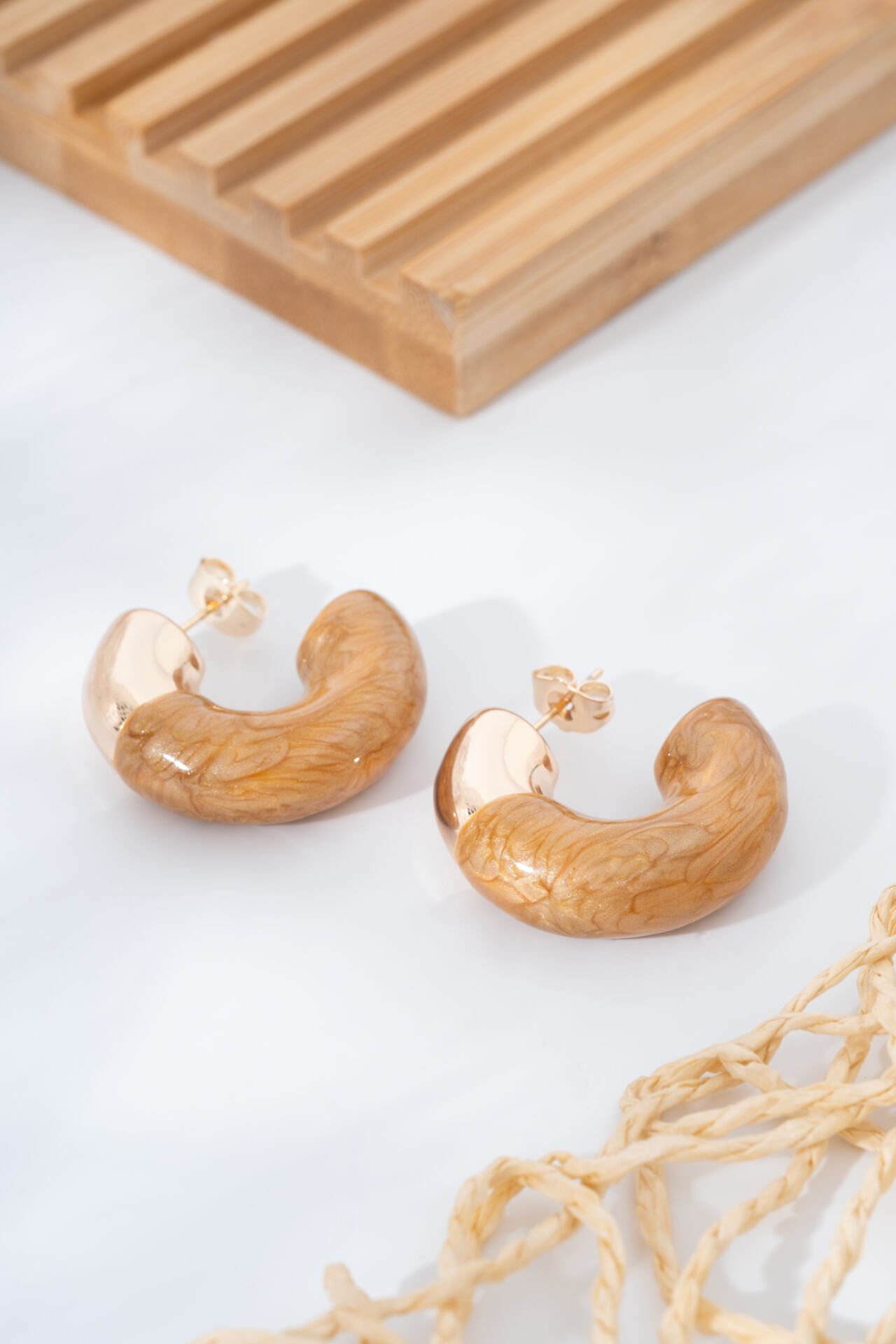 Kahverengi Mega C VİP Küpe