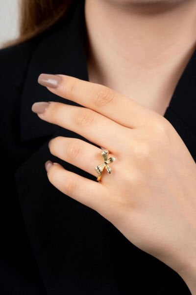 Gold Kurdele Figürlü Yüzük