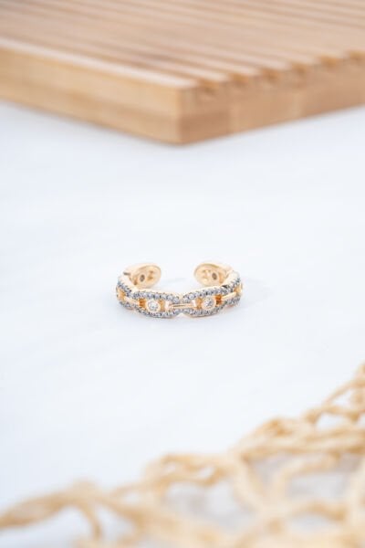 Taş İşlemeli Zincir Form Yüzük