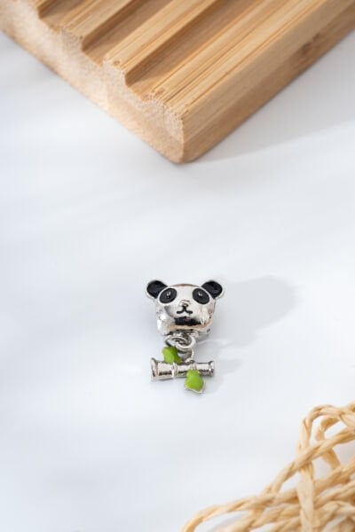 Çelik Panda Charm