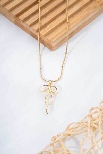 Gold Kıvrım Kolye