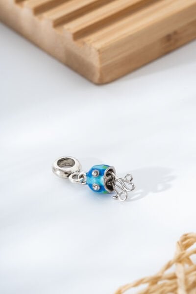 Çelik Ahtapot Figürlü Charm