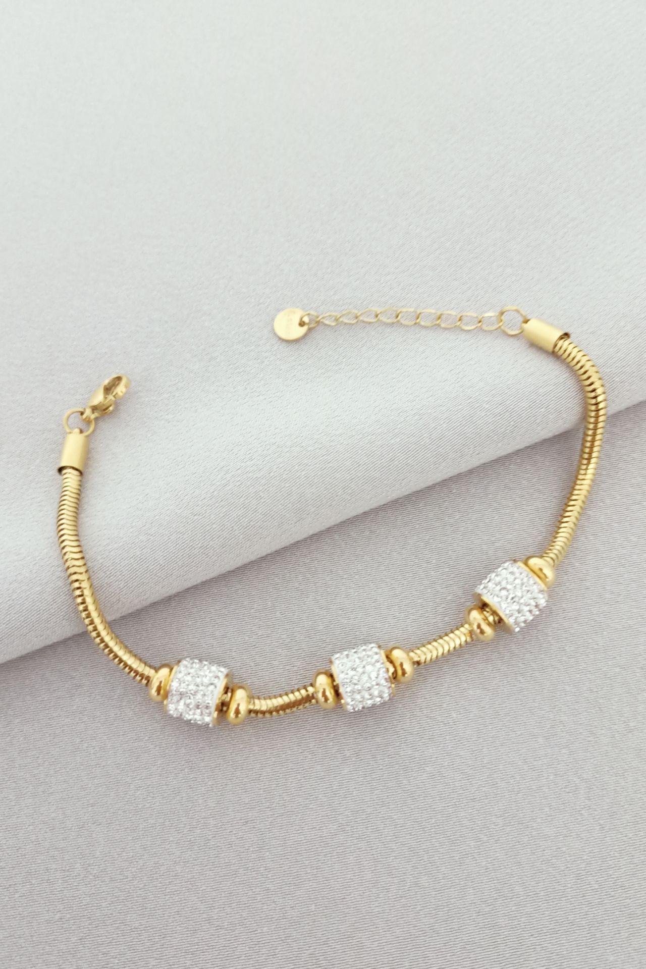 Çelik taşlı bileklik gold