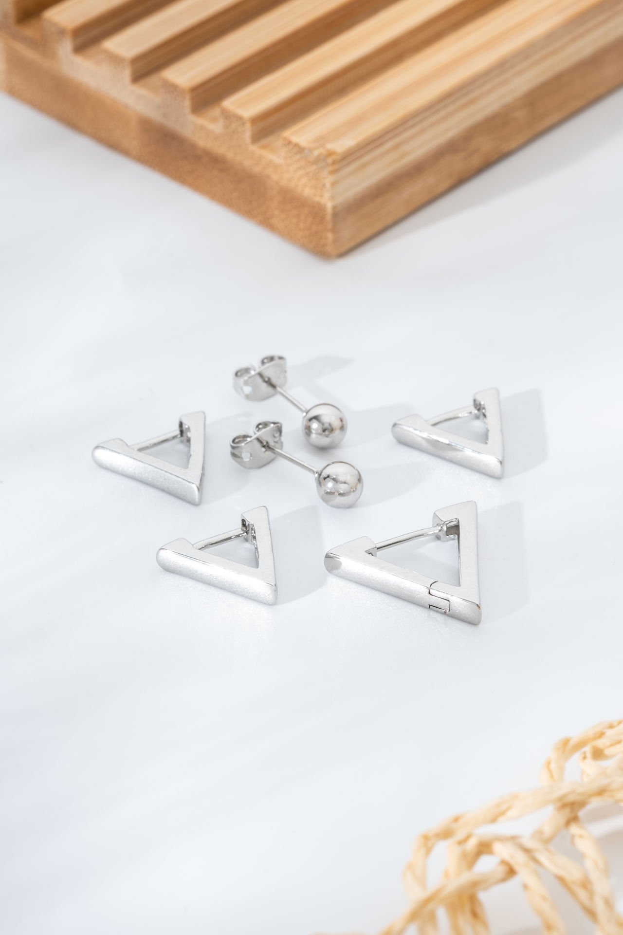 Üçlü Geometrik Gümüş Renk VİP Küpe Seti