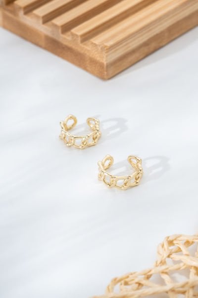 Zincir Detaylı Altın Renk Ear Cuff VIP Küpe