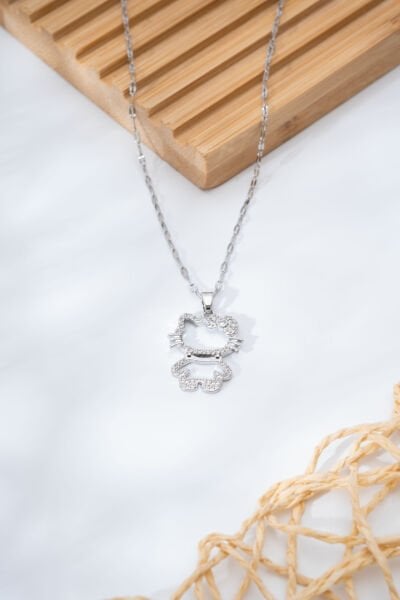 Silver Hello Kıtty Figürlü VİP Kolye