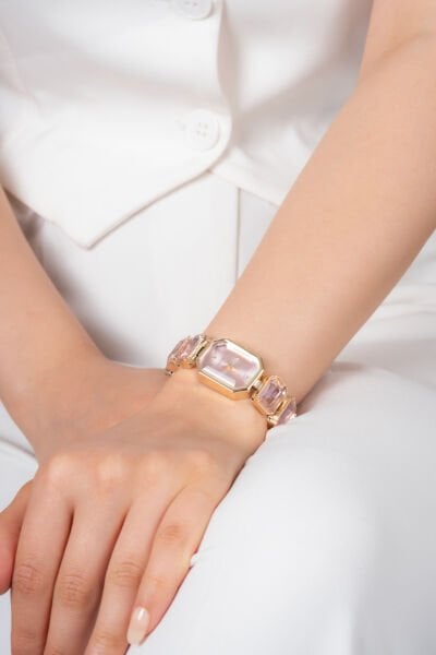 Pudra Cam Taşlı Altın Sarısı Kadın Bileklik Saat