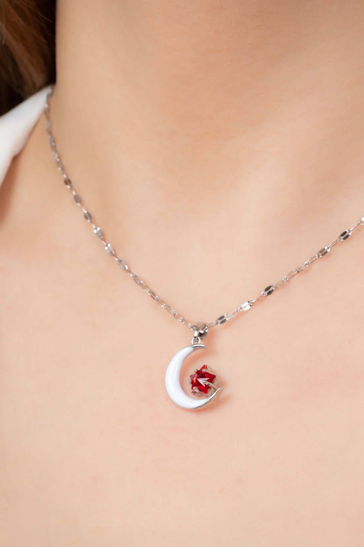 Çelik taşlı ay yıldız kolye