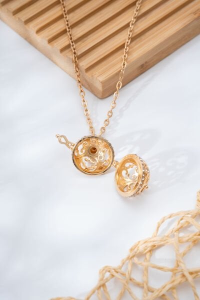 Gold Taşlı Küre VİP Kolye