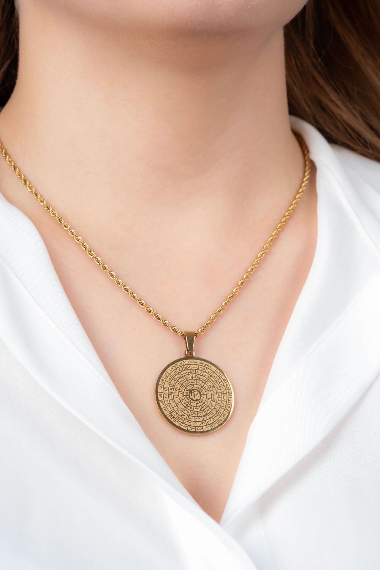 Gold Esmaül Hüsna Yazılı Kolye