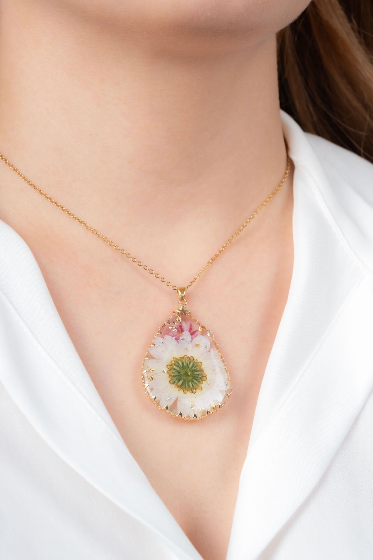 Gold Şeffaf Papatya Japon Kolye