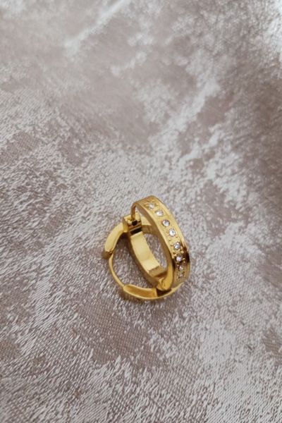 Çelik taşlı küpe gold