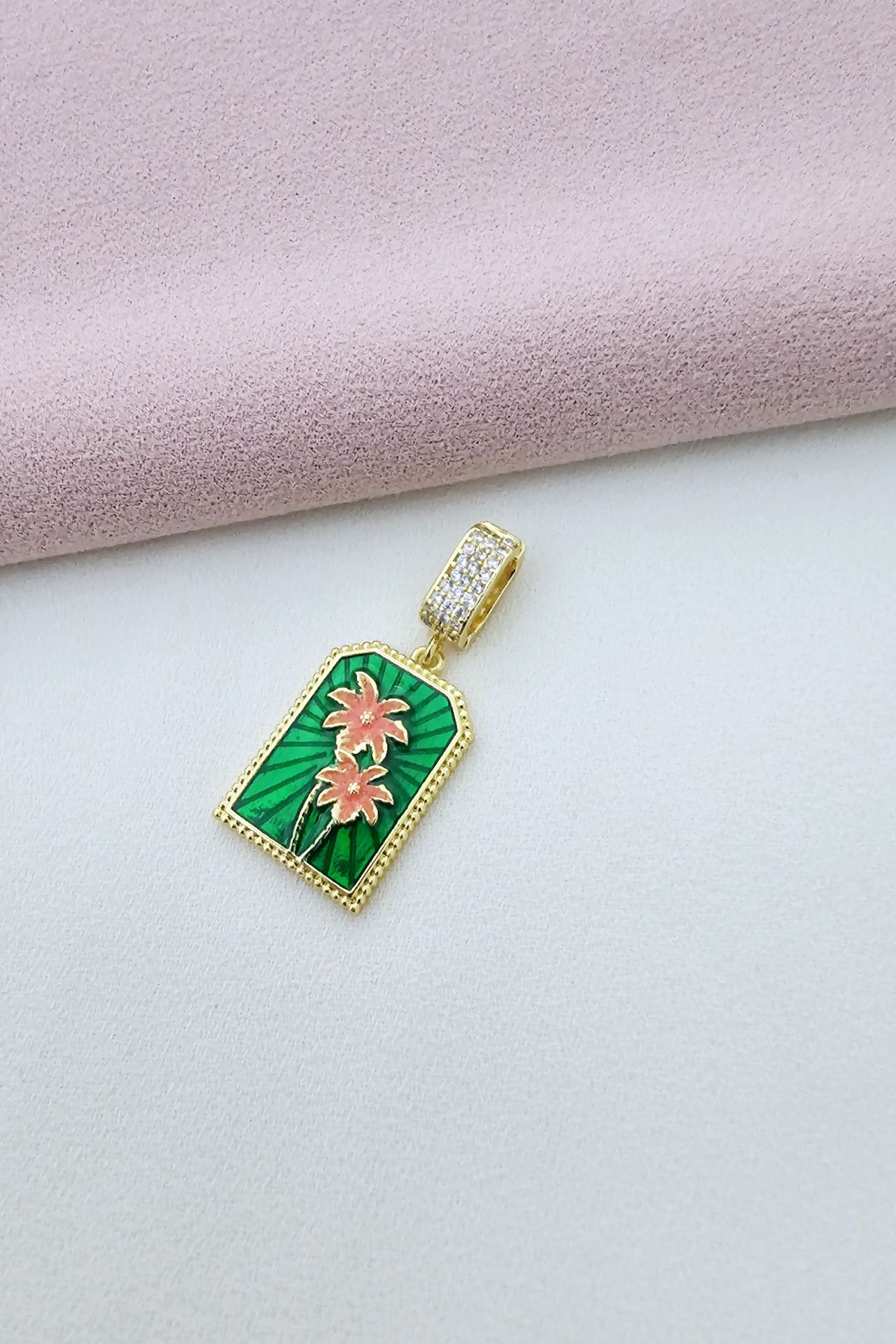 Ajda Charm