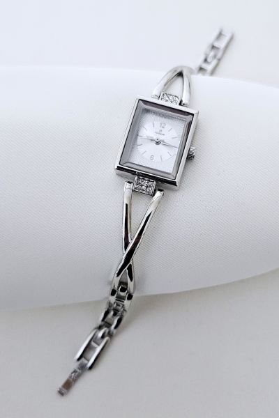 Metal kasa saat silver