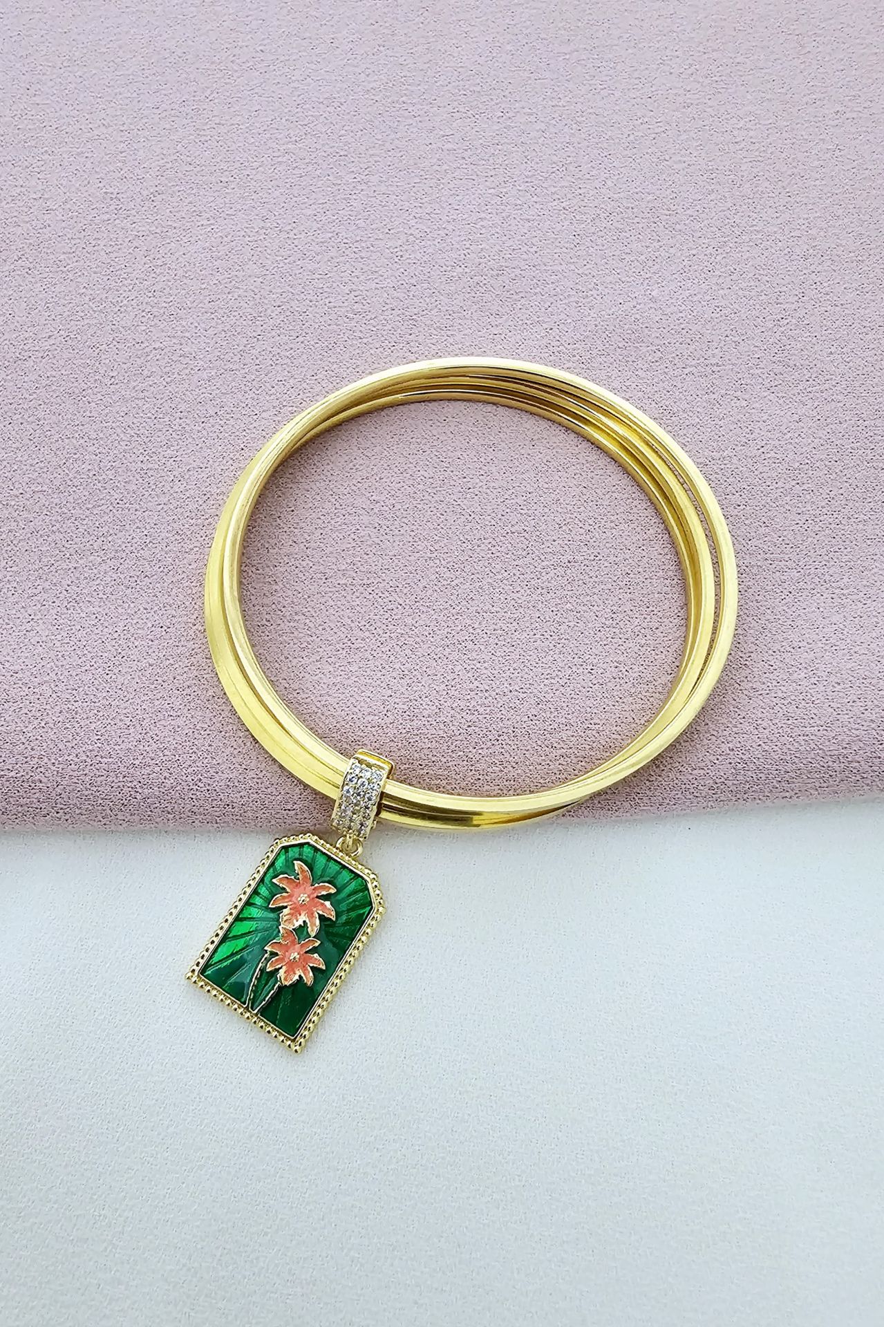 Charmlı Ajda bilezik