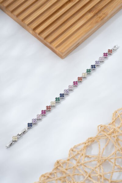 Silver Renkli Yonca VİP Bileklik