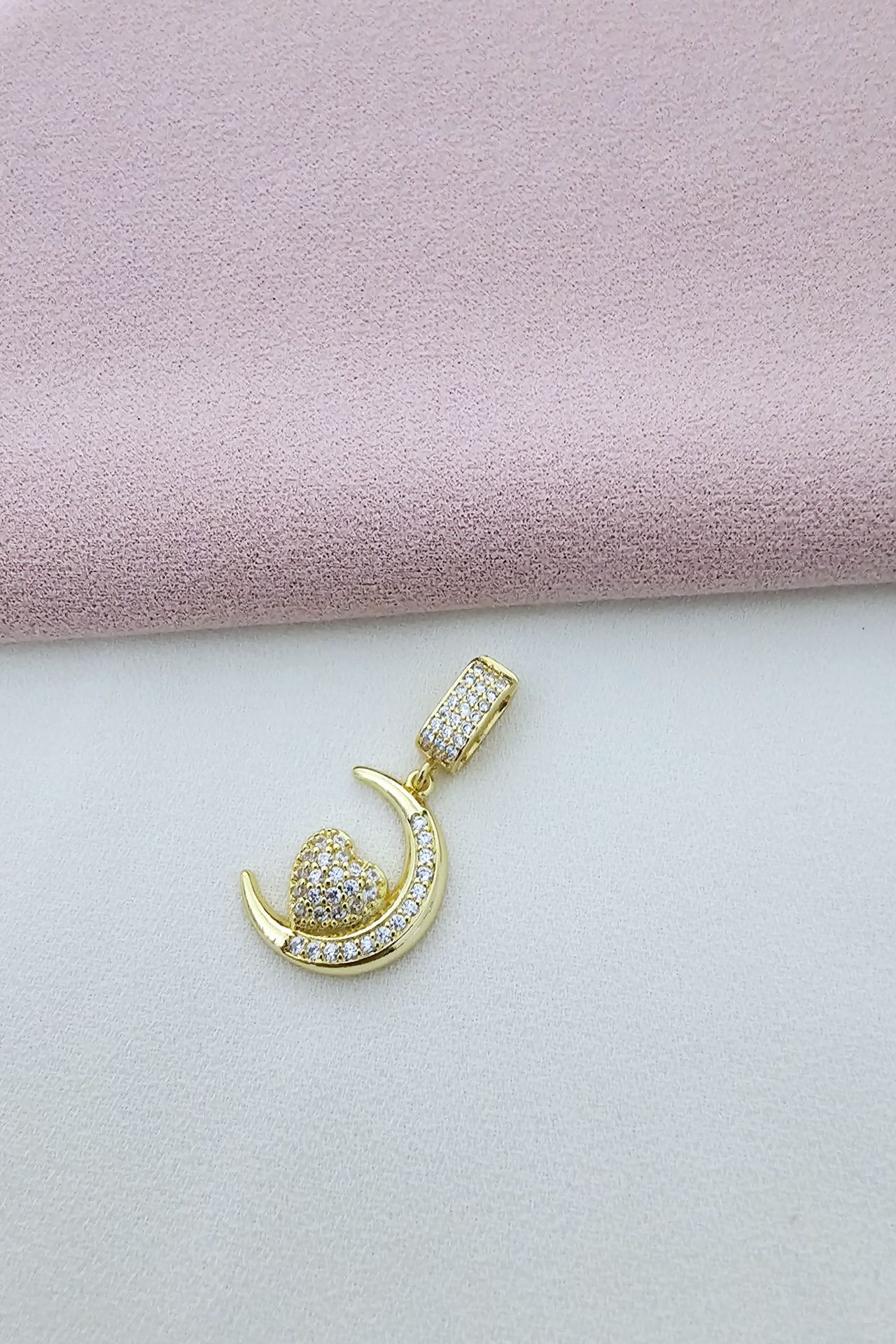 Ajda Charm