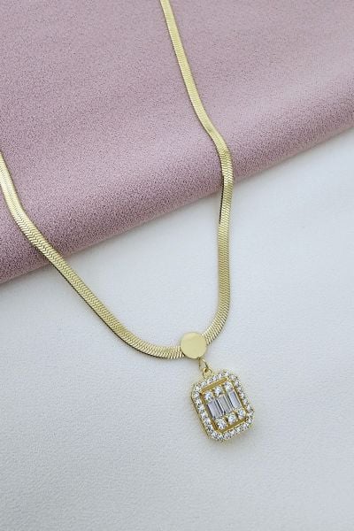 Çelik baget taşlı kolye gold