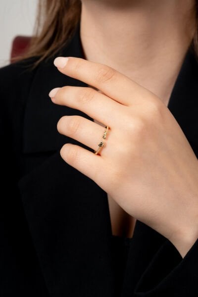 Altın Renk Kalp Figürlü Taş Detaylı Kadın Ayarlanabilir Yüzük