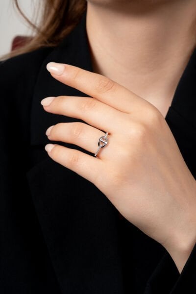 Taş Detaylı Gümüş Renk Oval Figürlü Kadın Ayarlanabilir Yüzük