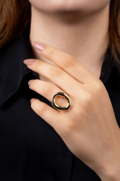 Gold Oval Yüzük