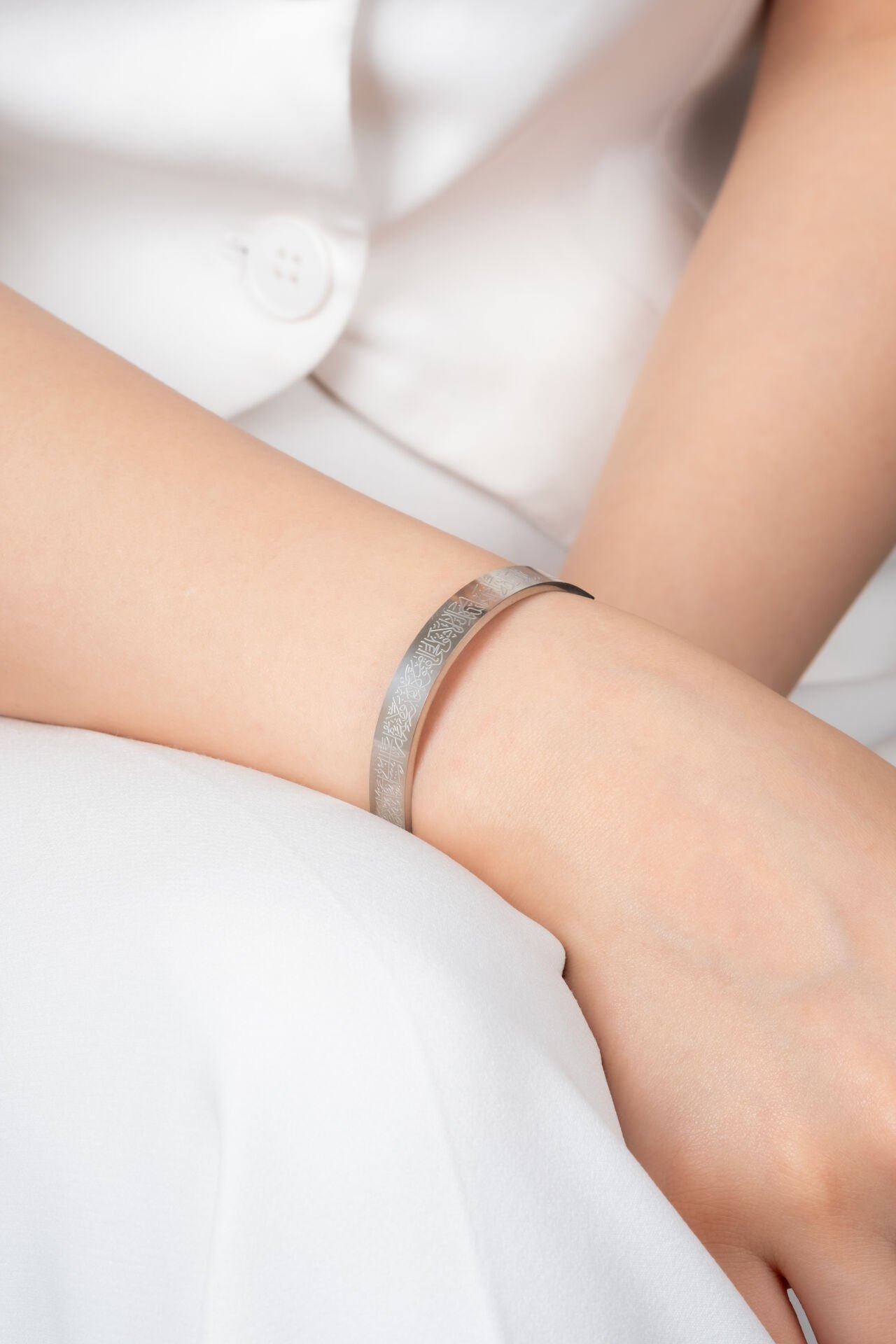 Ayetel Kürsi Yazılı Vıp Gri Bileklik 8 mm