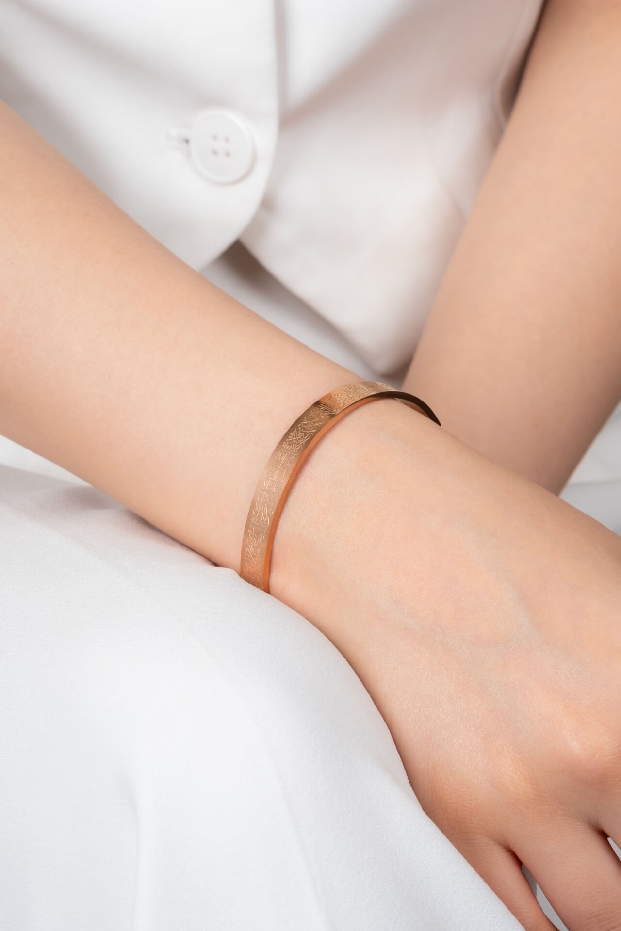 Rose Gold Renk Çelik Ayetel Kürsi Yazılı Bileklik 8 mm