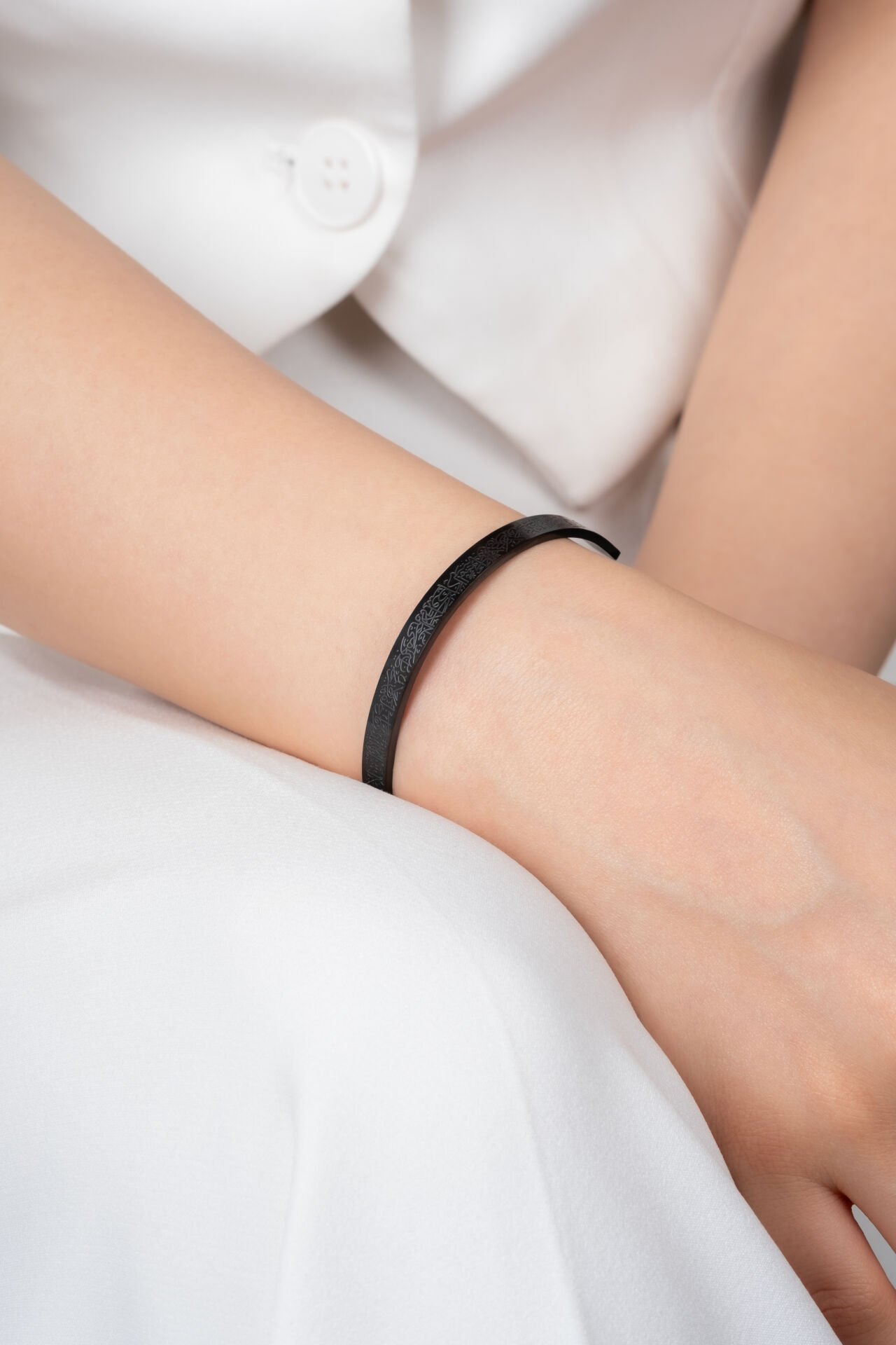 Mat Siyah Çelik Ayetel Kürsi Yazılı  Bileklik 6mm