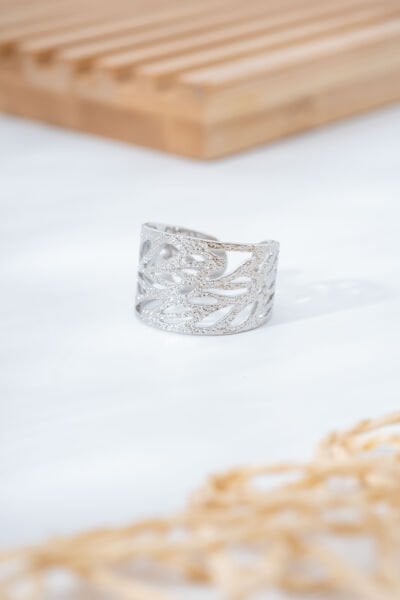 Silver Yaprak Motifli Yüzük