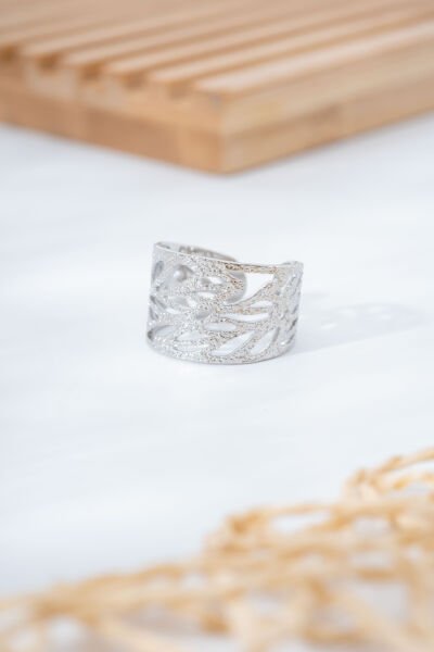 Silver Yaprak Motifli Yüzük