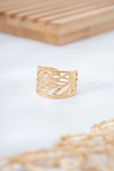 Gold Yaprak Motifli Yüzük