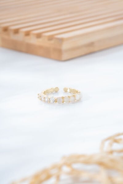 Gold İnci Görünümlü Taş Detaylı Yüzük