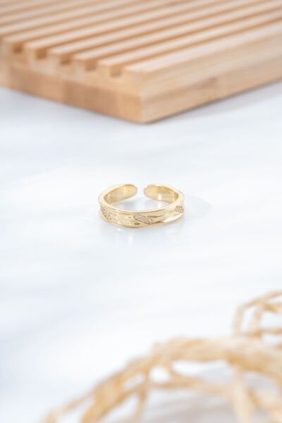 Gold Taş Detaylı Alyans Yüzük