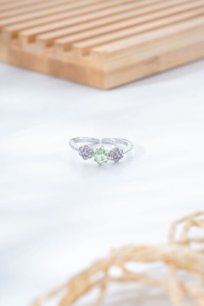 Silver Üç Taşlı Çiçek Motifli Yüzük