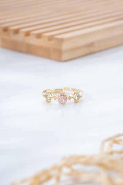 Gold Üç Taşlı Renkli Oval Taşlı Yüzük