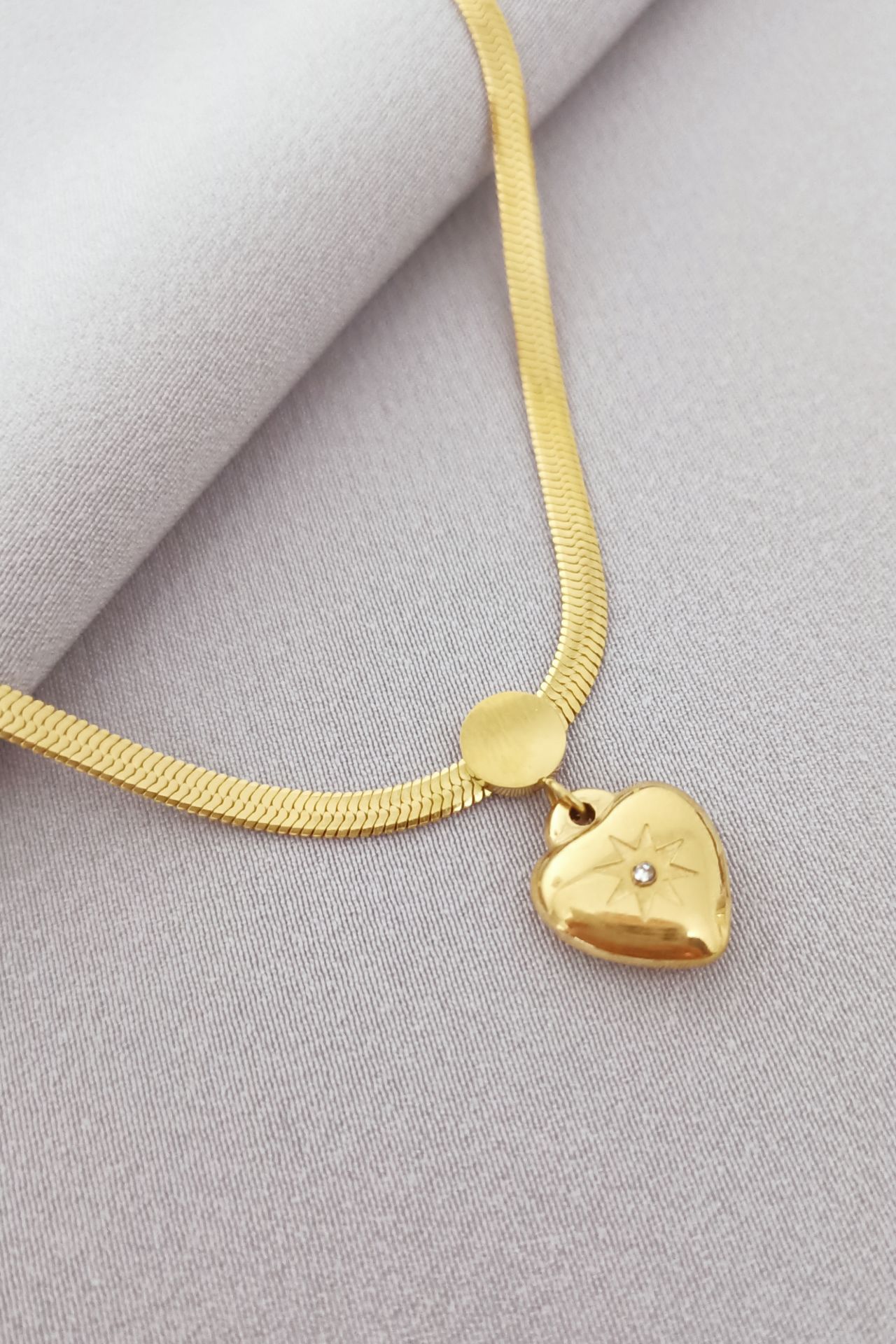 Çelik kalp kolye gold