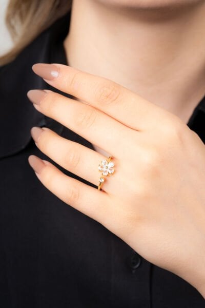 Gold Taşlı Çiçek Figürlü