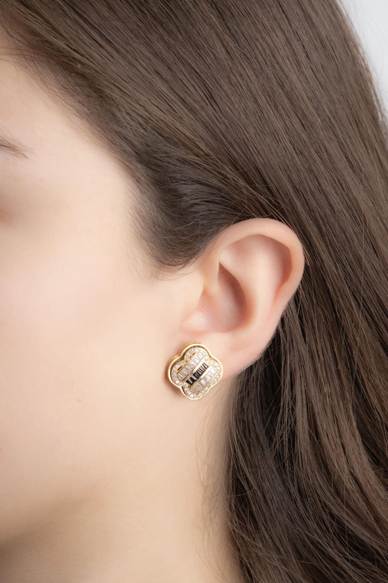 Gold Taşlı Siyah Şerit Küpe