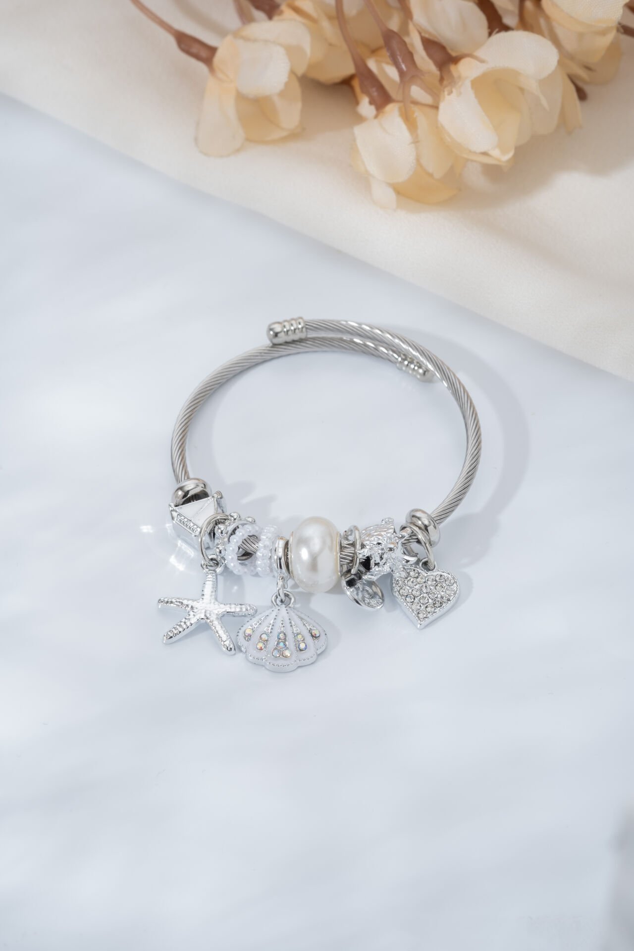 Çelik Pandora Kalp ve Yıldız Figürlü