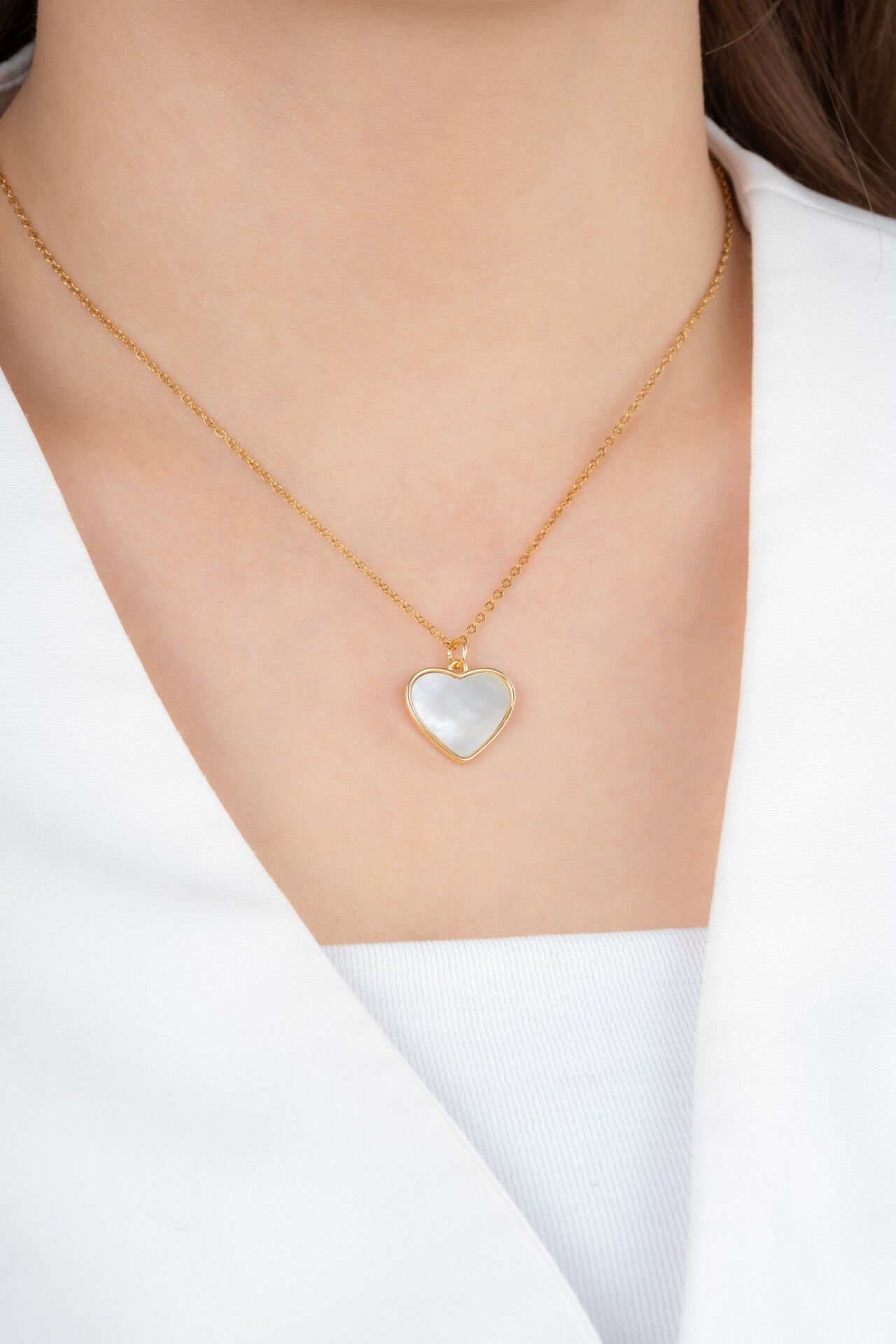 Gold Sedef Kalp Kolye