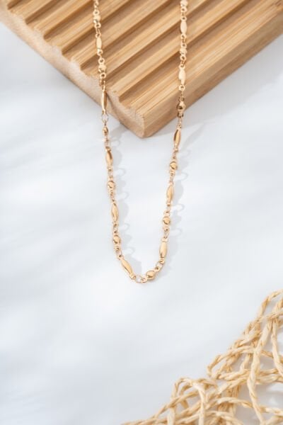 Rose Gold Oval ve Yuvarlak Halkalı Kadın Kolye