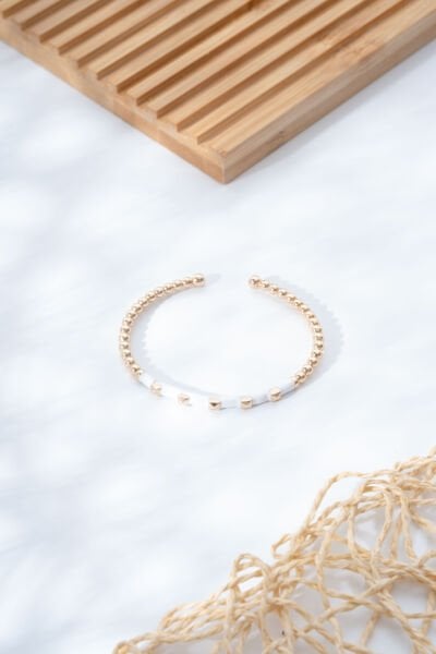 Rose Dorikalı Beyaz Detaylı Bileklik