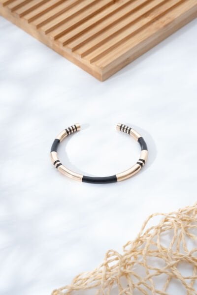Rose Siyah Şeritli Çift Çizgi Detaylı Bileklik