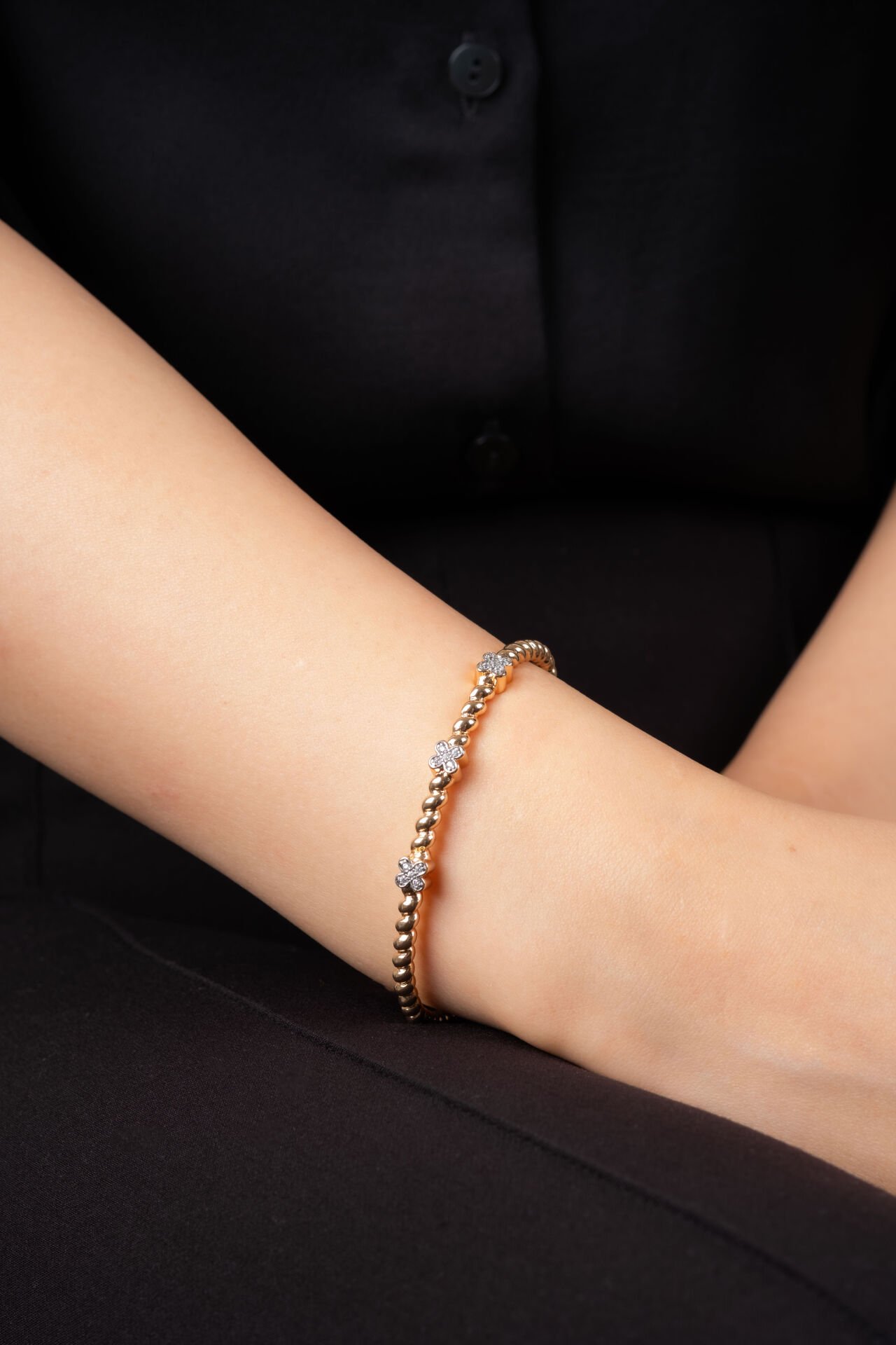 Rose Dorikalı Kıvrım Detaylı Bileklik