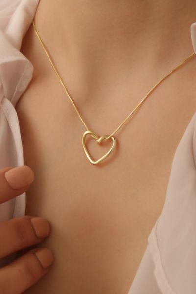 Çelik düğüm kalp kolye gold