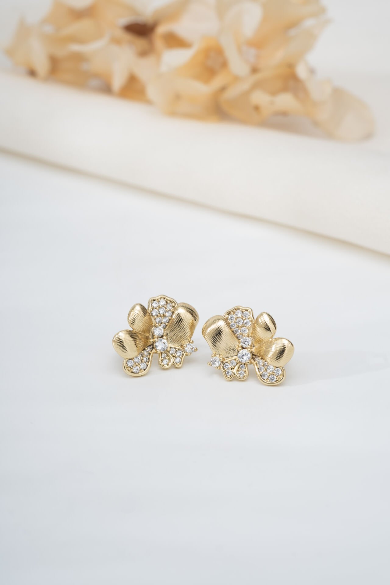 Xuping Gold Desenli Parlak Halka Küpe